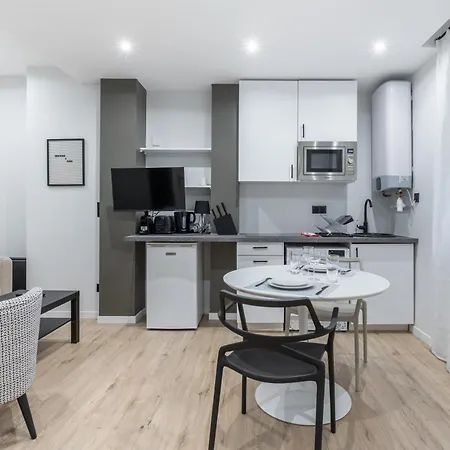 Versigny Heart Of 18th Cosy Apartment Paris
